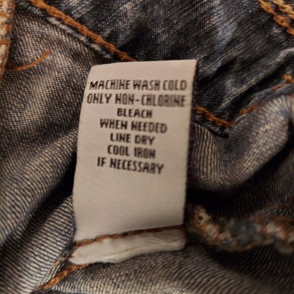 Cabi Jean jacket womens M Blue Denim Logo cropped Long sleeves waist tabs beachy - Picture 12 of 13